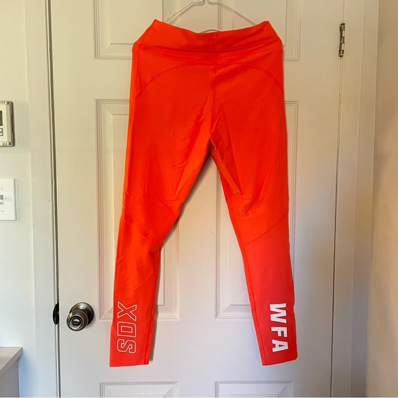 ✖️Unavailable✖️ SDA x WFX leggings - Picture 4 of 5